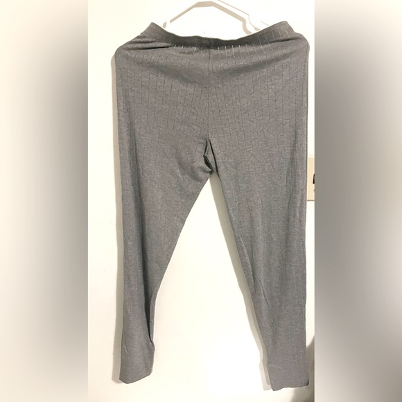 Sz XS La vie en rose Ribbed Fitted Pants dark grey with three button down NwT - Picture 3 of 4